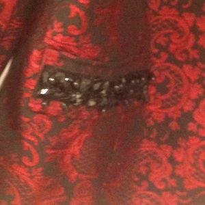 ELEGANT BROCADE JACKET RED AND BLACK